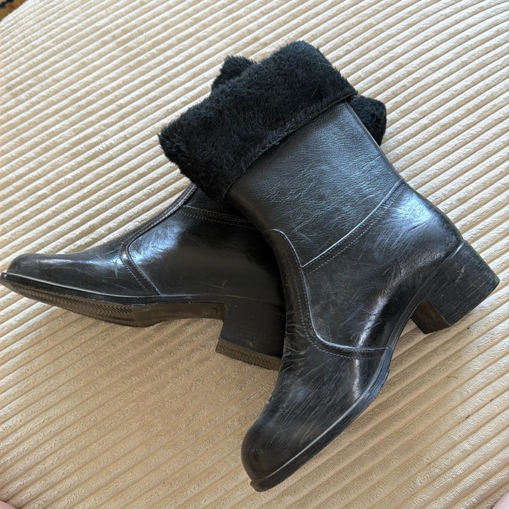 Black Vintage Rain Boots, Fleece Lined